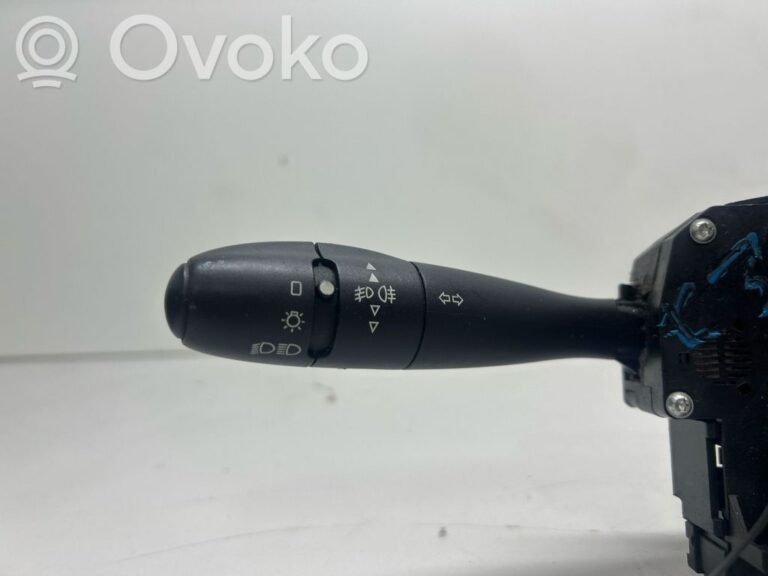 0464870de2fd06deaed1f74ef008f8e3-e4d96e37fb03729e4abd3cf4dabf99cf_light_switch