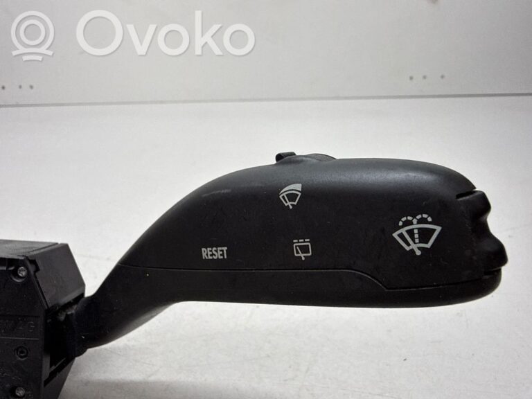 13dd94b437b3a2d6411386ee8b3f937d-6fb5addf4e62babcc1cd7e666ea639d6_wiper_turn_signal_indicator_stalk_switch