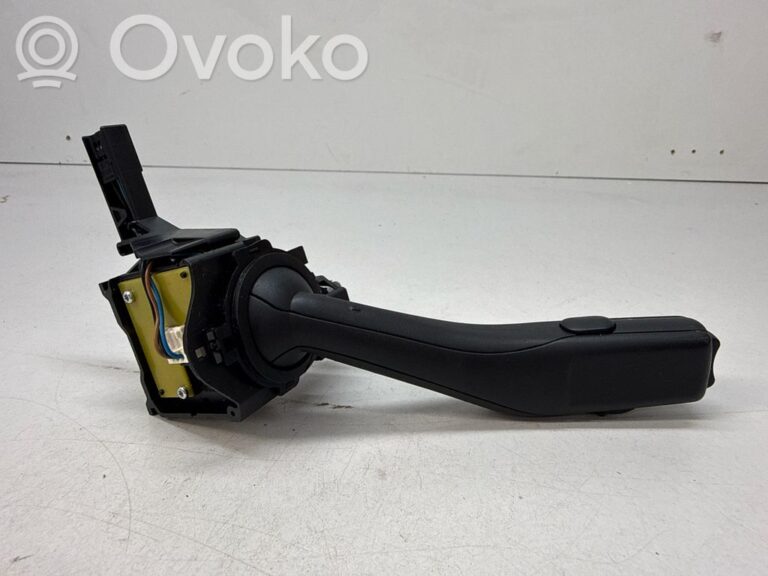 185667e4f713e50f7de608bf0975422c-cfd5b609aee2f409e024dc1a4647fc09_wiper_control_stalk