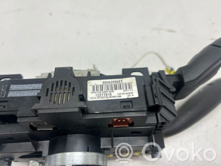 1cfac9322d8c0f59433663b732591e92-193bdcd8542a3d82139c41e7965e17bb_wiper_turn_signal_indicator_stalk_switch