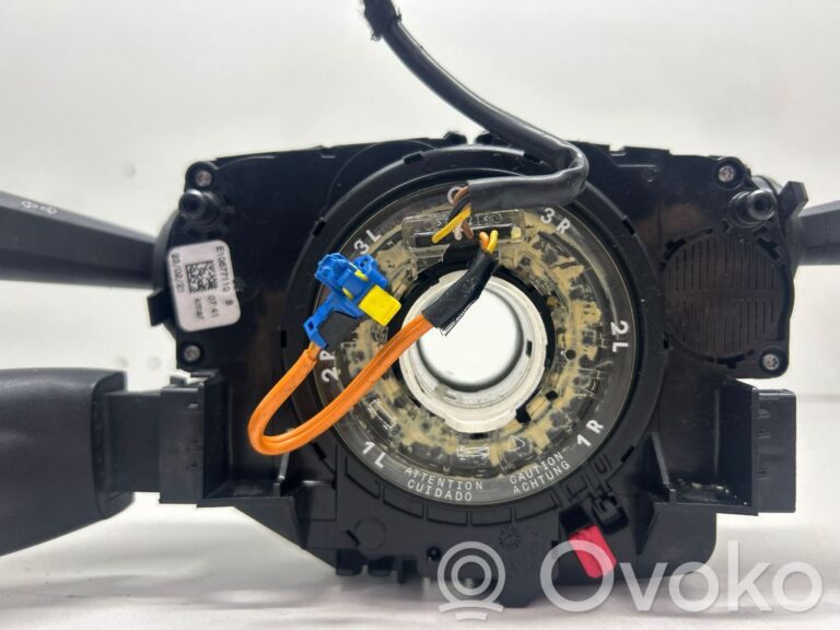 2b6c679b1f6e7a5d990e57a3708a2b0c-e7445b26ec890c59404fe88f82df5b99_wiper_turn_signal_indicator_stalk_switch