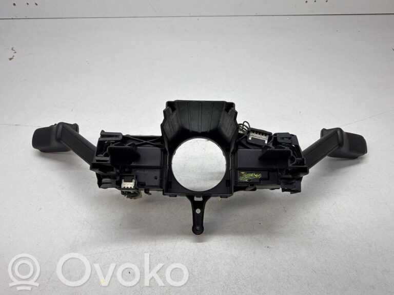2bb96252b0cf0ad74d2314481d7953fb-73e5110ba589a7b22ab4c17f041ecaba_wiper_turn_signal_indicator_stalk_switch