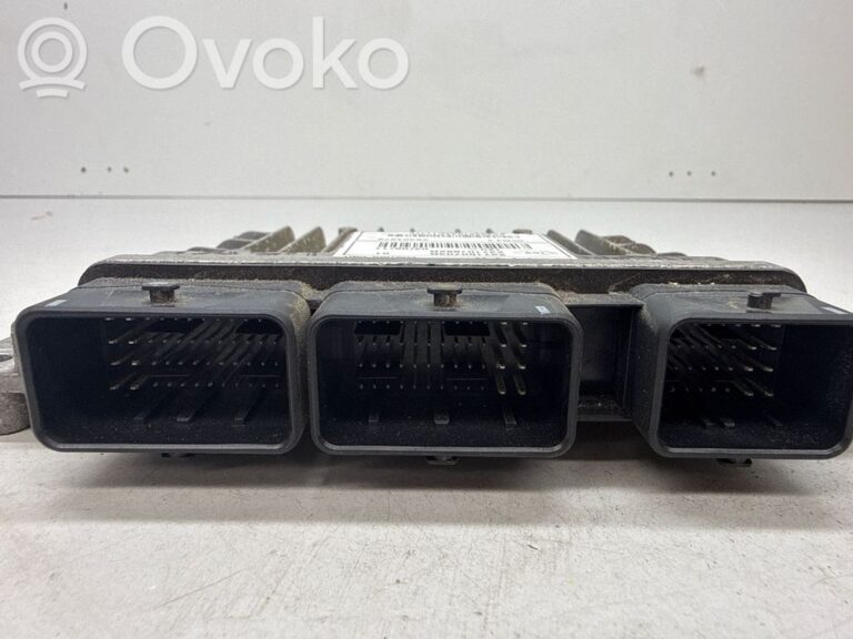 33b51fdaa6feb3cc5f3a8caa6e56b6f0-6ab65290bfcca22be9e202bb4e23bae5_engine_control_unit_module