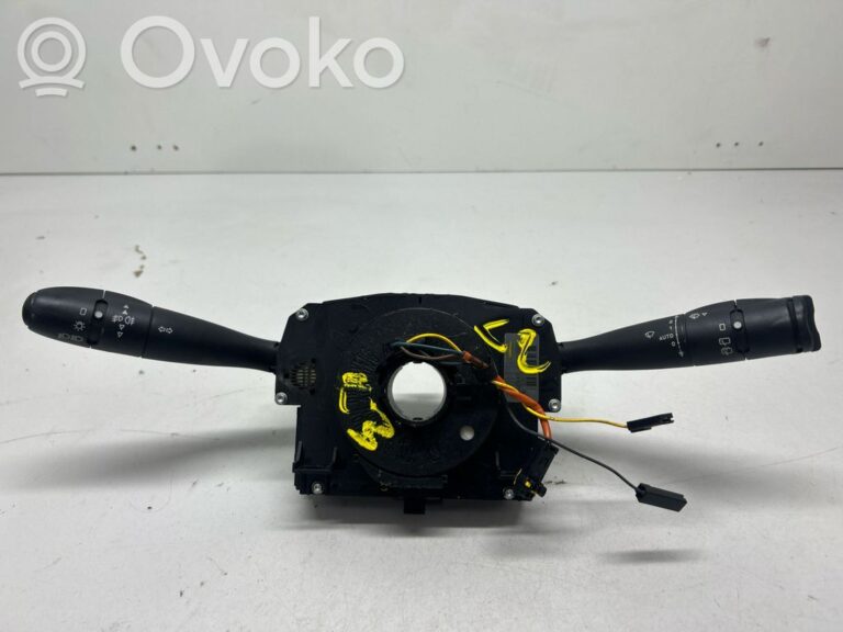4248452af404156cabb4d6a8c6f40d41-5f90165db540614809bc6d1c8fbfcfec_light_switch