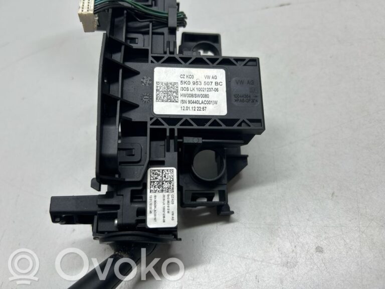 43f45898ddfcb9f345cc1395d43f463d-3a688b50356a971f6cb65ca085f3ce05_wiper_turn_signal_indicator_stalk_switch