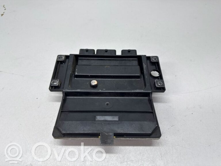 4e6a529b5c1ad8bb14f820f0233aa914-9d1d303f66f0825ead49979bfa1c579d_engine_control_unit_module
