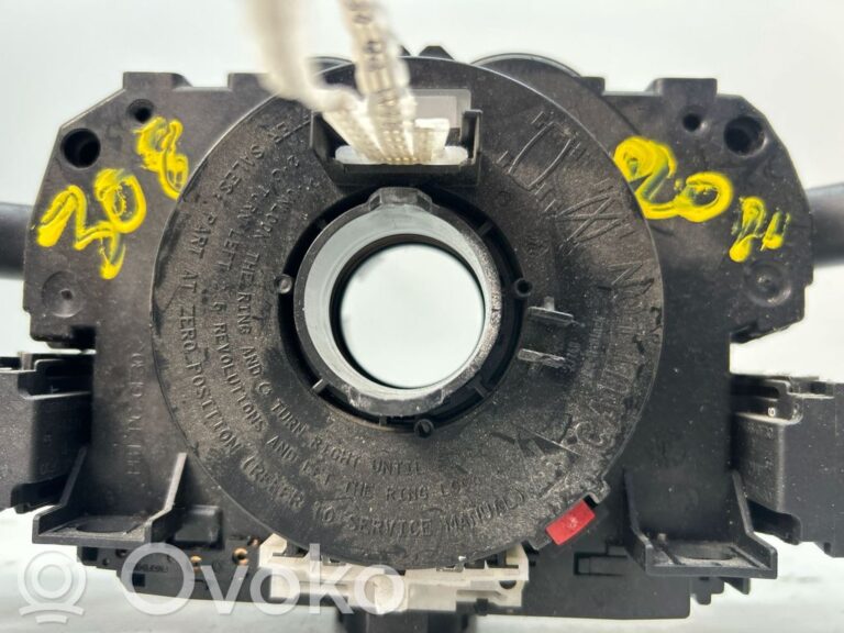 4fb7fca579a3ea3deef9da5ead140ded-2cf8114be0b80226b3f5b40fe0412ea8_wiper_turn_signal_indicator_stalk_switch