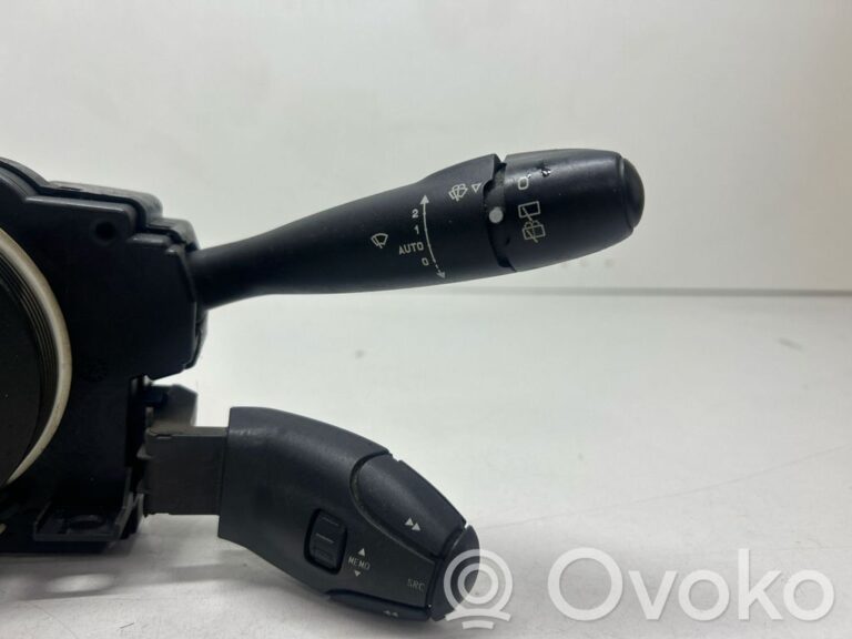 5826ed87cb198df86f3bdfe3bdf64247-df26baff8982ead0b7237742f2a1c527_wiper_turn_signal_indicator_stalk_switch