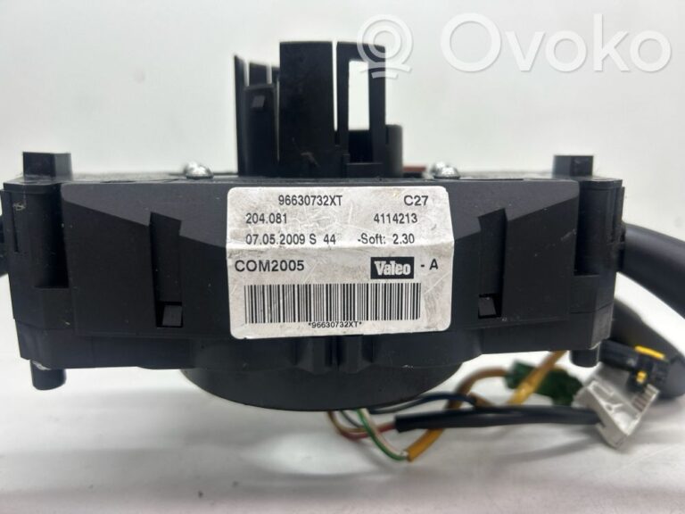 640f39556bc96ef3b135f28bb1f5cea8-39e233c5a74a7a2a72d9759c0678c89b_multifunctional_control_switch_knob
