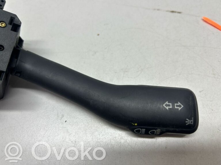 6848da2fa73494fbc4380c0bcb56b548-a9570e3215e662953afdd913cd9a0207_wiper_turn_signal_indicator_stalk_switch