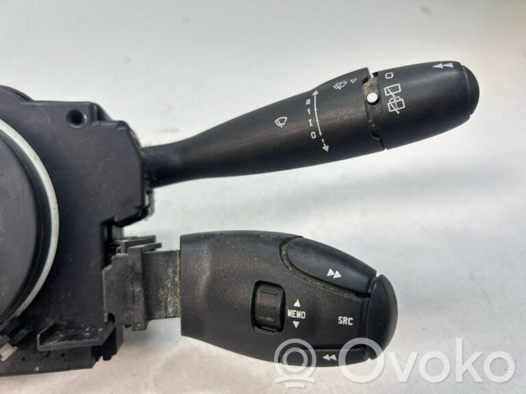 7dc5fb3ab91e2ce0fa26f71d49ed8356-8f25263ec5737626d38ec2710afcac07_wiper_turn_signal_indicator_stalk_switch