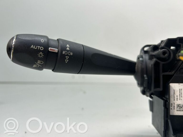 800f4fe06fd2560629cdd518b6f60a93-42c28e345d6b3b801aa29461dee3892f_wiper_turn_signal_indicator_stalk_switch