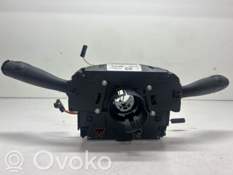 84690290a2fbb6c85722f2a2590b57f6-30e5be6fbe16ef2d46a692d1155e29db_light_switch