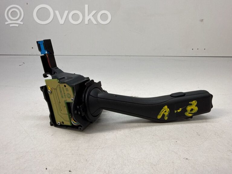 94301ad28ae5f7012661f0b0c1a9cab1-467aa1fee5609121d9e7d0c859dff9ee_wiper_control_stalk