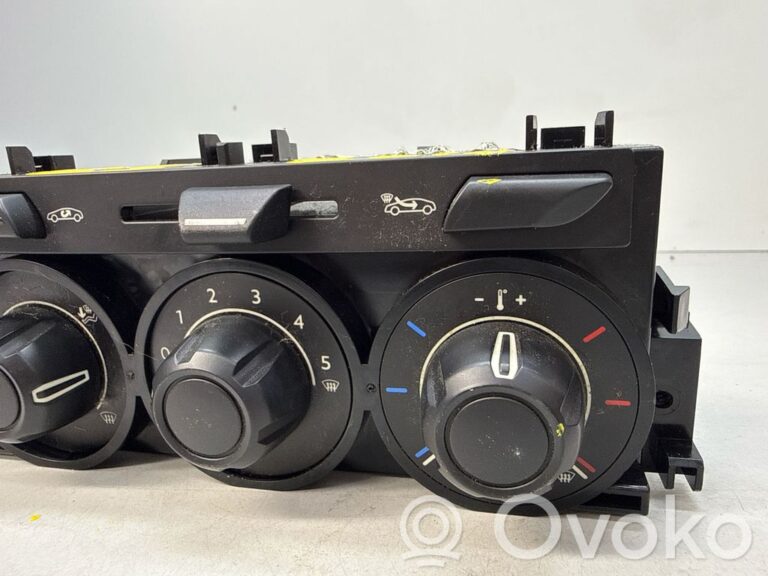 9aa2992752fb0873e993db8e6fd101a9-c6b37bdf162d5669b3abca9e111bb2c6_climate_control_unit