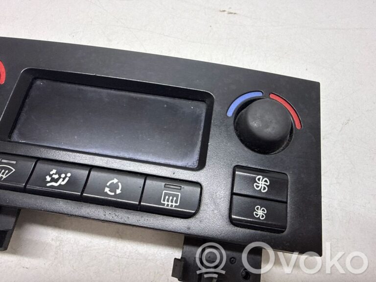 a381d6e5b5b1c58d3e74c102c814ec45-ab0536cb0a597a7ca6013f97bc3d2ef4_climate_control_unit