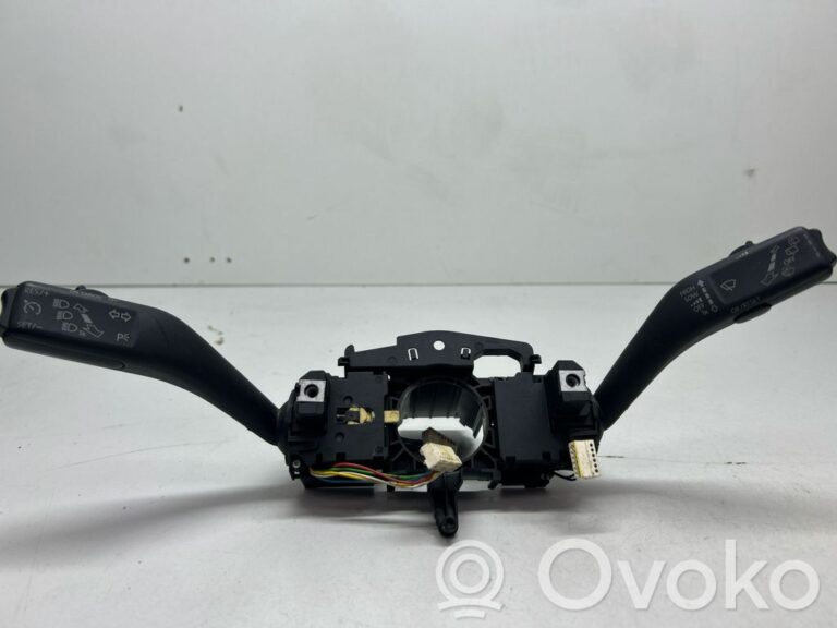 c4a05599f4bcce586217c5843438ae43-79c7356948370e4e99bc367dc8f21caf_wiper_turn_signal_indicator_stalk_switch