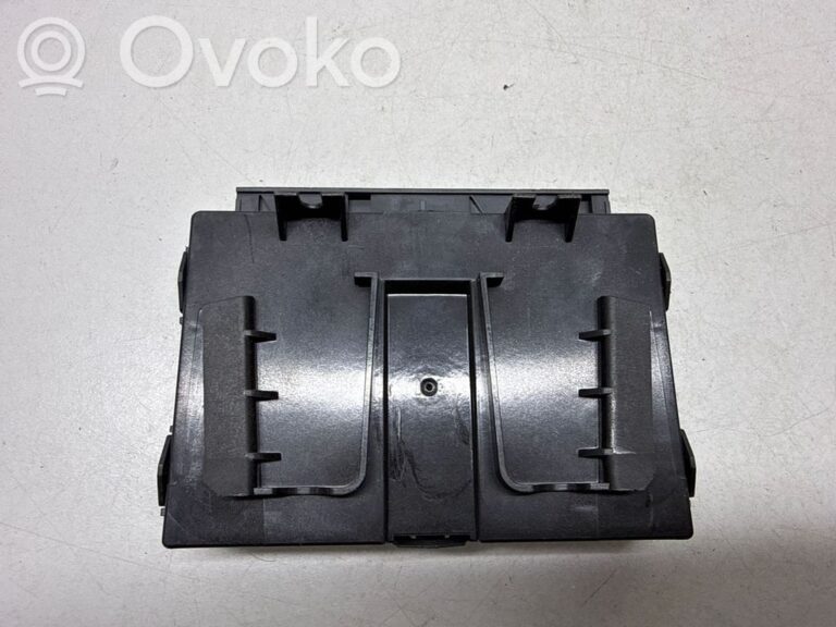 cc5ecbdf7b7e08df8c99b07554da9303-49fd188166ae163853de36f04b8889ac_climate_control_unit