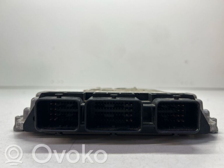 cf8f939eb97993537b6ec445565ccf20-837aaaa7b28024104cf00ab568652251_engine_control_unit_module
