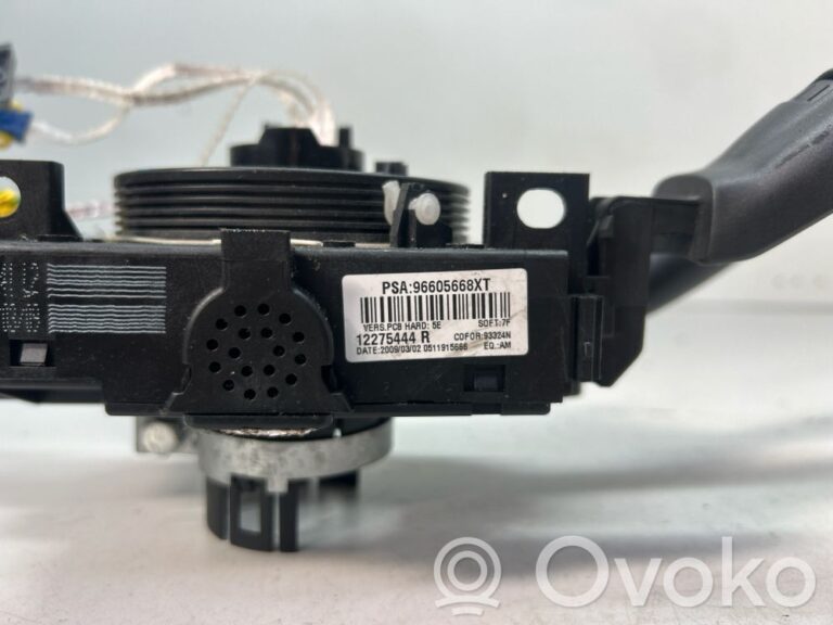 db4111183c2d2d6c116b145ef15cdc68-b6fddff30a2669a030b410de67372709_other_switches_knobs_shifts
