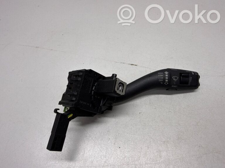 db6bdc98b104d33060591ecddfe332e4-a8f4b58f571ecf8238f883ee3fd25e3b_wiper_control_stalk