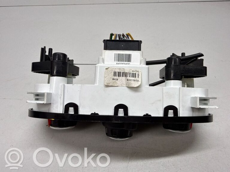 e18d3adefc77defa4b214e52791c21f9-ce9e21225897df519dbf3a31a18335c4_climate_control_unit