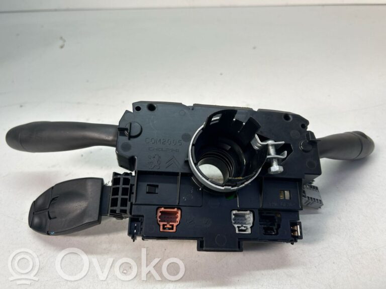 e5f2cc2351b2e5b82e5a598743702465-a677f22afa062244372ef8a75ef13085_wiper_turn_signal_indicator_stalk_switch