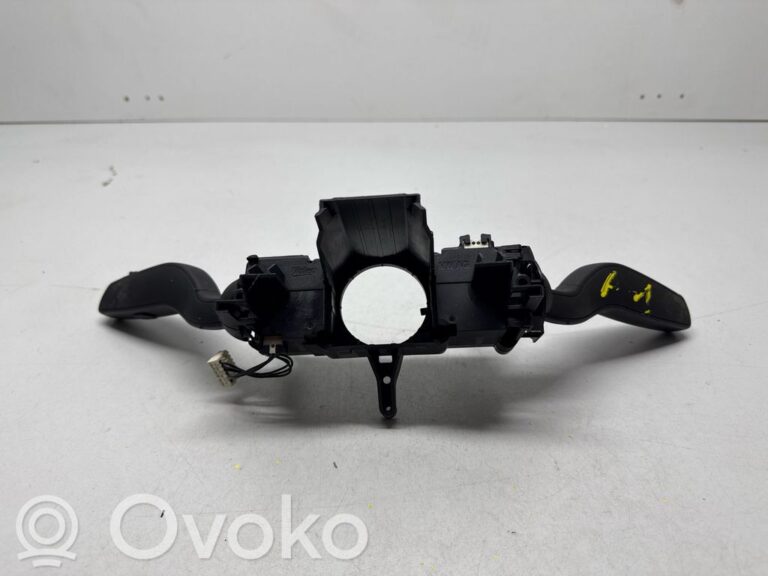 e9f8d4e467559418702243a8486c569e-013058d09bba2998509327cd46b43f4c_wiper_turn_signal_indicator_stalk_switch