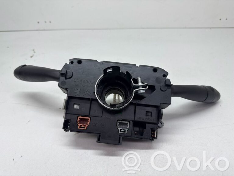 ebb3f4d5b2825192afba15a497c0084c-1bbca62ec8b72d218777dac783ef8e73_wiper_turn_signal_indicator_stalk_switch