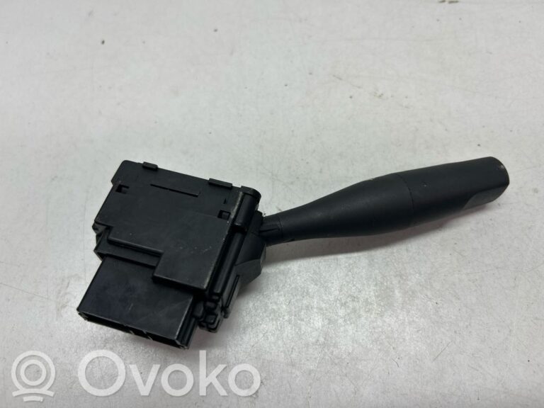 ec5f9574b7c083d49bd1dd521af88d1a-926568545d285e7cf50b322d802c5fd1_wiper_control_stalk