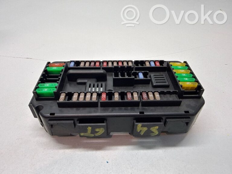 ff0bca031cbfb90821f1cc69da4d740f-812c80fb293af6349240fd724e7568c2_fuse_box_set
