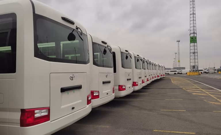 bcb1c9_244a41165b0b42658a11b558c8f157cd~mv2